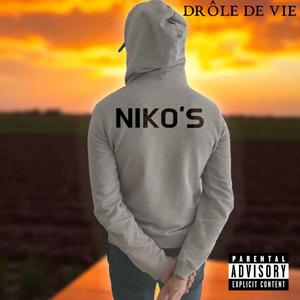 Téte Haute Yeux Fermés (feat. Chloé)