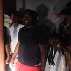 Poppin Out (feat. Popout Riley)