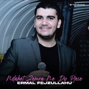 Ndahet Zemra Ne Dy Pjese