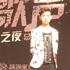 洪嘉全-残酷月光(完整版)（翻自 抖音热门伴奏）