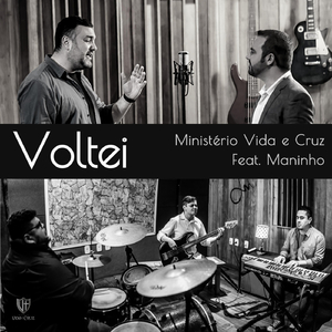 Voltei (feat. Maninho)