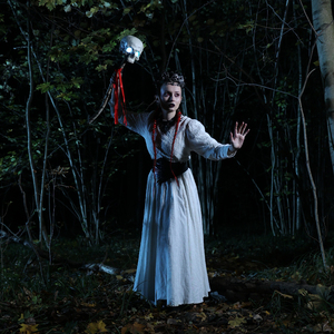 Танцы в темноте