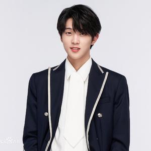 输入法打可爱按第五