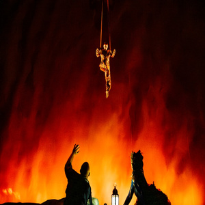 Trapeze Artist