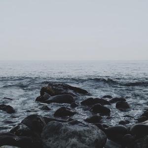 我的姑娘 她在远方