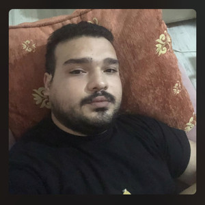 Köşede durma yanımda otur (Radio Edit)