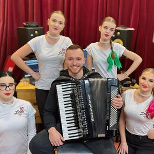 Dumaš sobi, dumaš (feat. FS Ľeľija Trebišov)