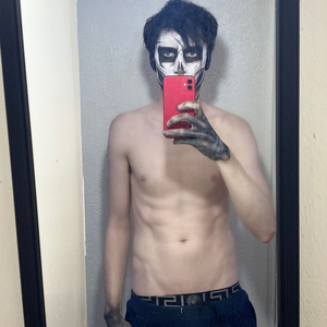 Una Canción que Celebra a Fran Maira Haciendo la Vida Más Divertida