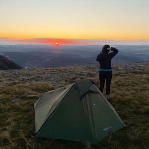 我曾踏足山巅，也曾进入低谷