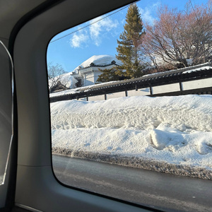 泪水打湿尼古丁 发誓情话不再听