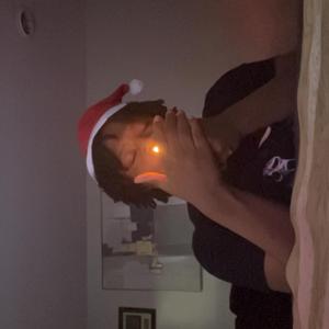 Hold up (feat. Kadoa)