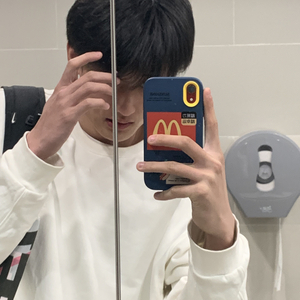 young young-分手之后该不该去找她