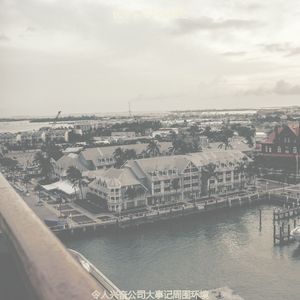 抚慰的酒店酒吧回忆