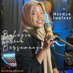 Bahagia Karena Bersamanya