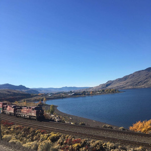烟雨江南 (伴奏带)