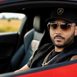 Yadaan (feat. D Arry)