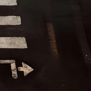 月是水中月 人是心上人