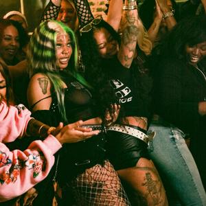 Woah (feat. S3nsi Molly)