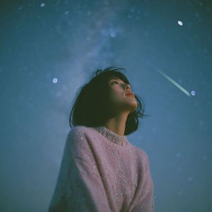 凍えた星を抱き朝を待つ