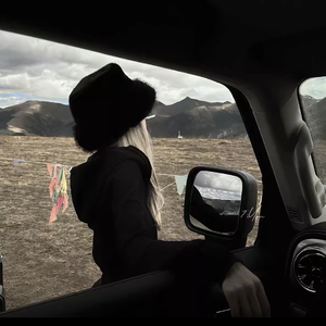 我身上有一个不可战胜的夏天