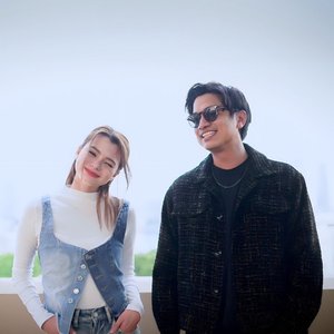 ดาวหางฮัลเลย์ (哈雷彗星) - TEE JETS & BECKY