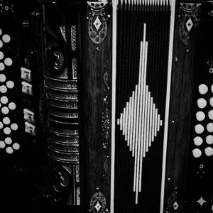 Celos al viento (En vivo)