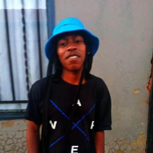 Feels Good (feat. Ricchy Cide)