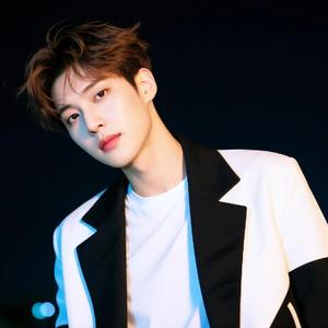 Stay in Touch 保持聯絡