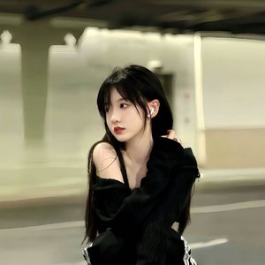 没教我一个人过一生
天空没有下雨