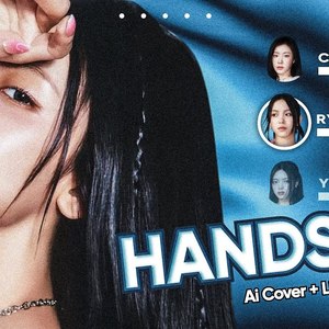 AI ITZY Hands Up