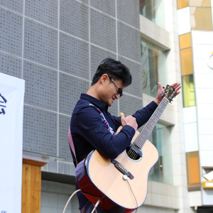 指弹吉他加州旅馆（翻自 Eagles）