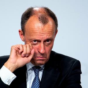 MERZ AKHI (feat. Kanisterkopf & Horst)
