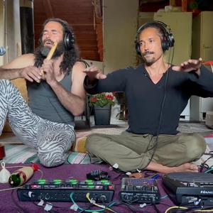 Midnattsljus ◊ live looping ◊ (feat. Sereno Cantaro & Viktor Frih) (Live)