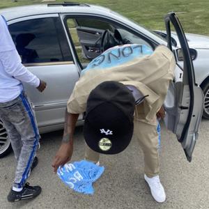 Easty Program (feat. BlueStripChaserr & UchieBoy)