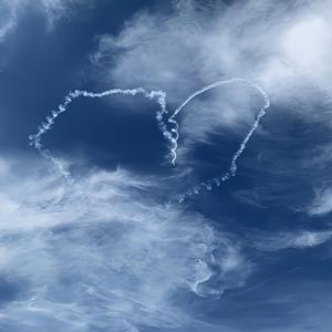 Heart contrails