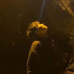 总有一天你出现我身边