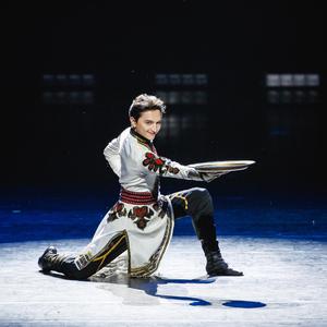 东西南北共同舞