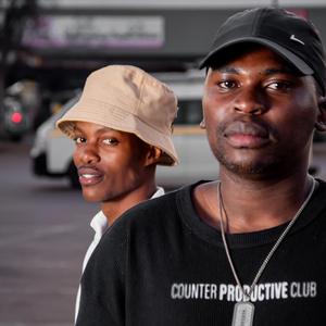 Nkhalela kuwe (feat. Swayed ZA, Bobby B & Tougmate)