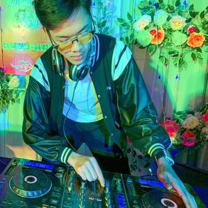 Chờ Nhân Trong Đêm - Lê Quốc (Đức Nhân)