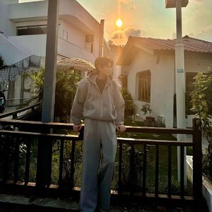 为你存在 Here for You