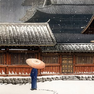 竹林依依月影深