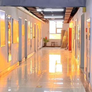 纪念用生命托起世界的人