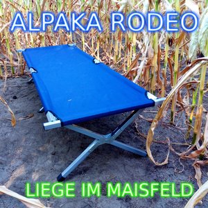 Liege im Maisfeld