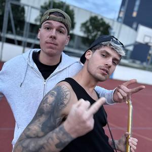 Idegen (feat. Benjamin Haze)