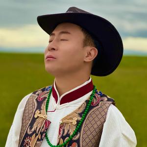 雪山阿佳（翻自 仁艾道吉）