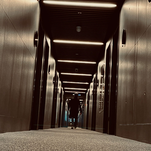 Чай тёмно-бордовый