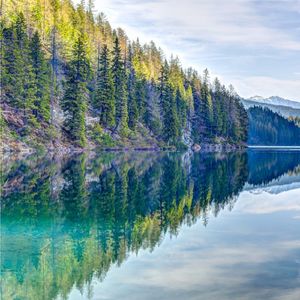 沸腾的水壶（咖啡馆音乐-钢琴曲）