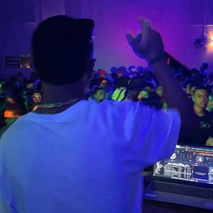 MTG - LAVO O PAU NA PIA VS NÃO TROUXE CAMISINHA