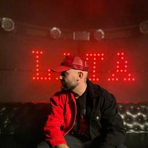 Plug (feat. Chabr & Taifun)