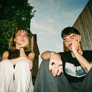 Aucune trace (feat. Louise Gubala)